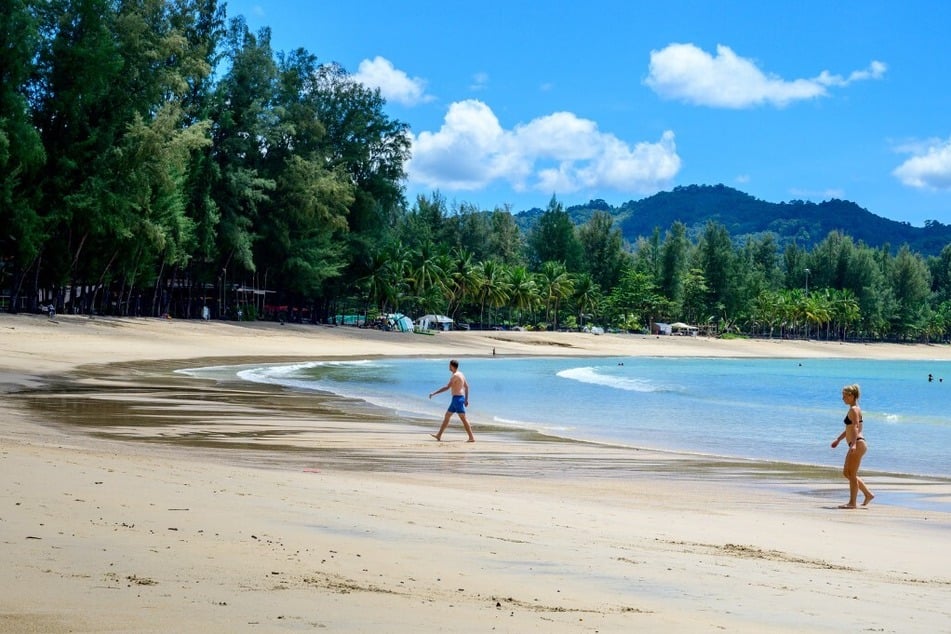 Phuket es un popular destino de vacaciones, pero puede ser muy peligroso, sobre todo durante la temporada de monzones.