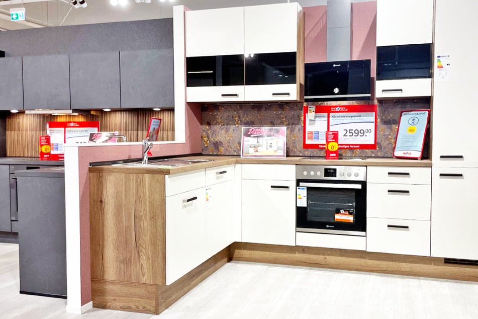 Beliebtes Möbelhaus reduziert hunderte Küchen bis zu 50 Prozent