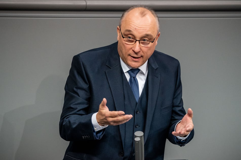 Grund für die Einstufung von Jens Maier als Rechtsextremist ist seine Zugehörigkeit zum AfD-"Flügel".