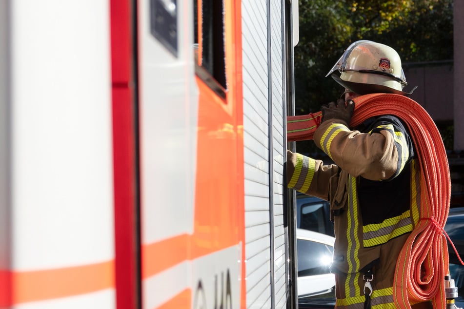 Stuttgart: Brandeinsatz in Stuttgarter Pflegeheim: Drei Verletze ins Krankenhaus gebracht