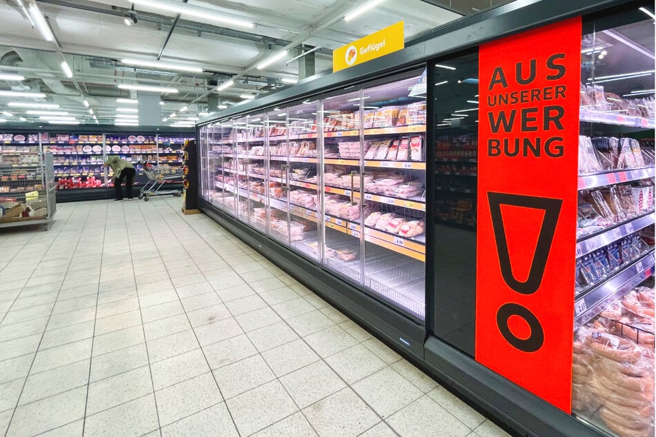 Die Kühltruhen und -schränke erzeugen mehr Wärme als Kälte.