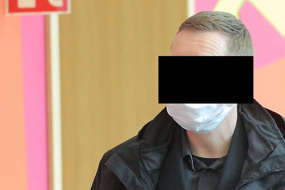 "Bein in die Fresse hauen": Polizist nach Verbalattacke verurteilt