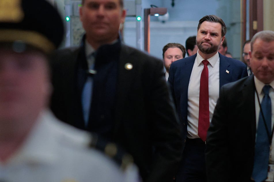 JD Vance suspends Secret Service agent filmed revealing sensitive info on fake Tinder date