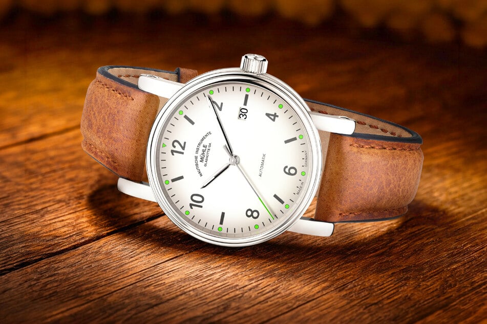 Mühle-Glashütte präsentiert zum 80. Jubiläum der SZ gemeinsam mit DDV Lokal die Teutonia II "Edition Sachsen 2026".