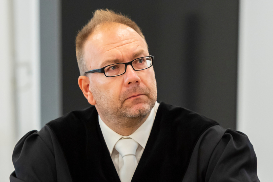 Staatsanwalt Stephan Butzkies hat Revision beim Bundesgerichtshof eingelegt und fordert eine Verurteilung wegen Doppelmordes.