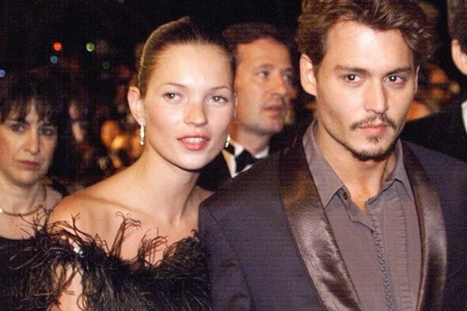 Depp (r.) and Moss dated from 1994 to 1998, but are reported to be on good terms.