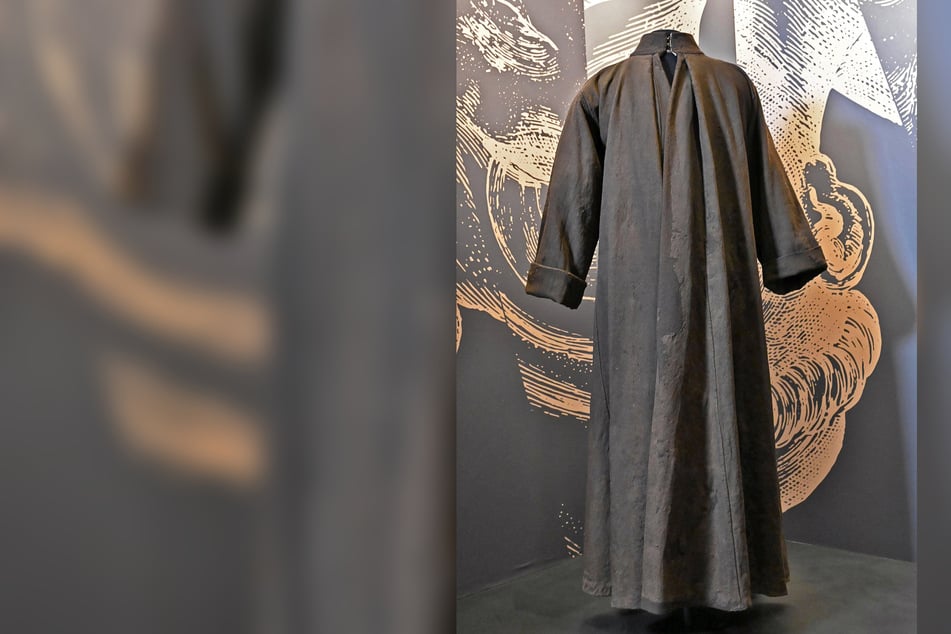 Hunderte Jahre alt: Wie teuer ist diese Kutte von Martin Luther?