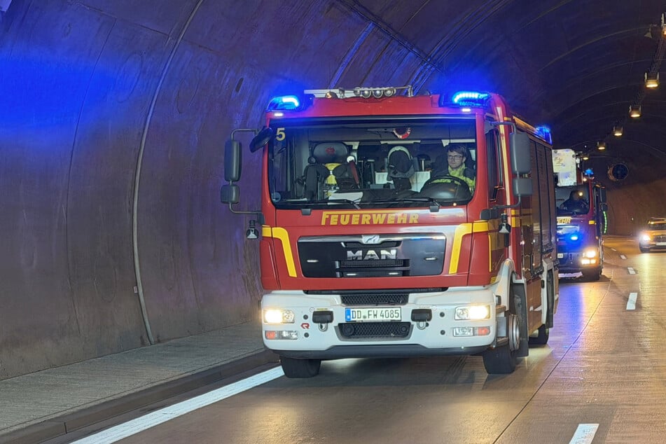 Unfall A17: Gleich zwei Unfälle am Morgen! A17 in Richtung Dresden zeitweise gesperrt
