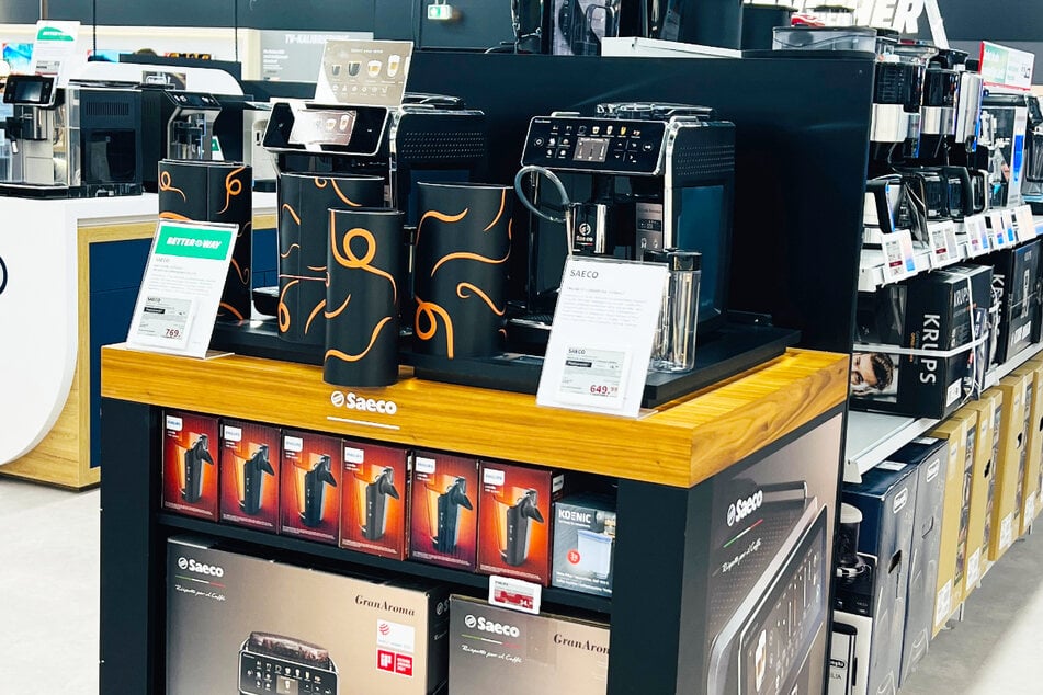 MediaMarkt Rostock-Brinckmansdorf feiert Neueröffnung nach Umbau.