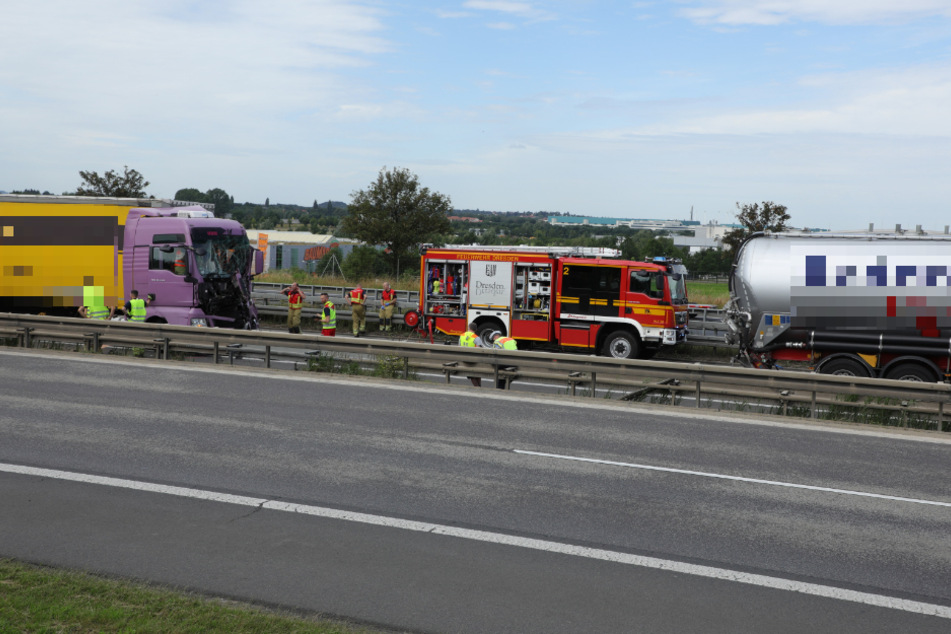 Die Feuerwehr war mit 54 Einsatzkräften vor Ort.