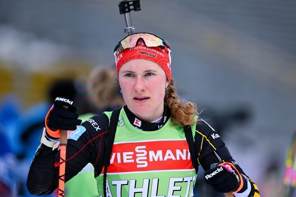 Biathletin Janina Hettich-Walz (29) erlebt in Antholz ihre ersten Olympischen Spiele - allerdings weit weg von den anderen Sportarten.