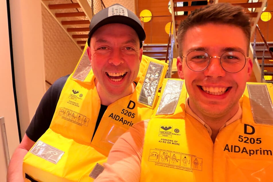 Die Lehrkräfte Ulf Bellmann (49, v.l.) und Lukas Liepach (26) hatten sichtlich Spaß.