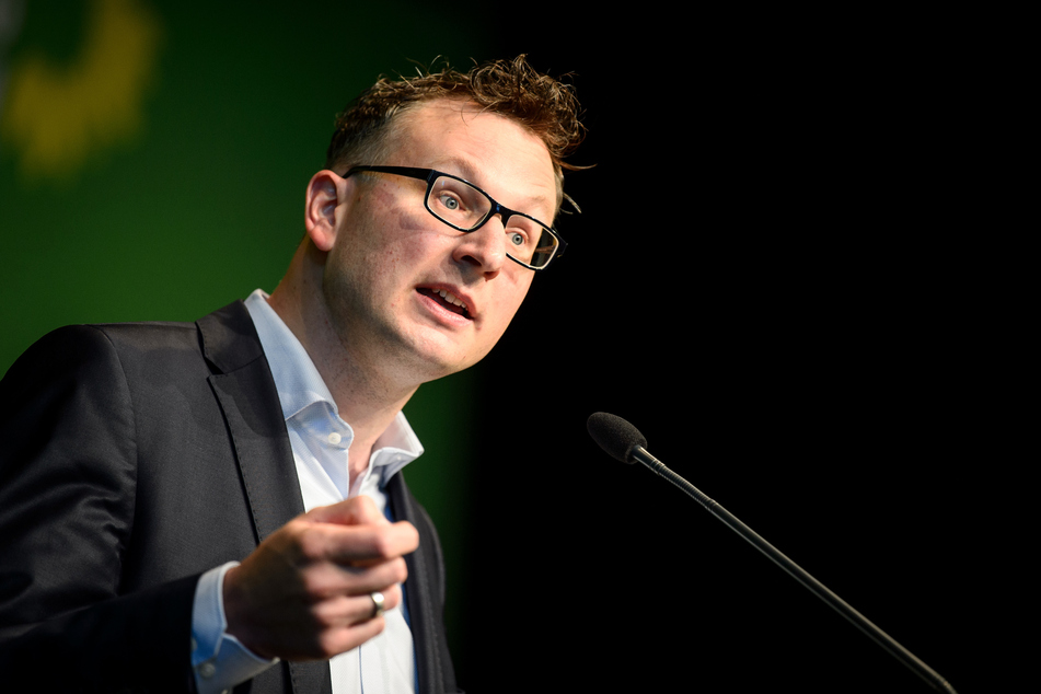 Andreas Schwarz, Vorsitzender der Landtagsfraktion von Bündnis 90/Die Grünen, spricht beim Landesparteitag.