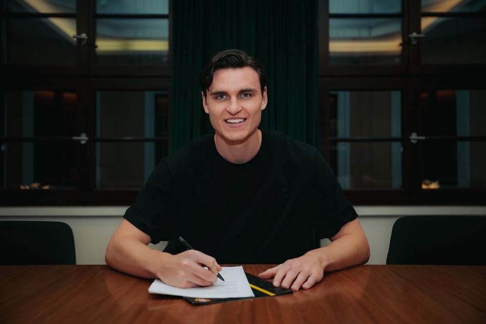 Die Tinte ist trocken! Thomas Keller (26) schließt sich per Leihe bis zum Saisonende der SGD an.