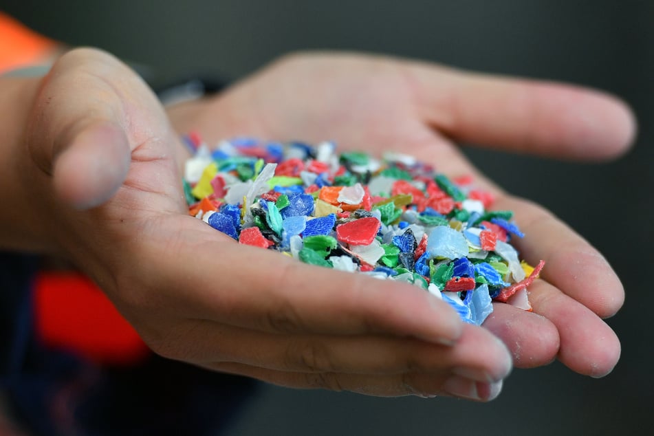 Die beiden Unternehmen recycelten Kunststoffmüll.