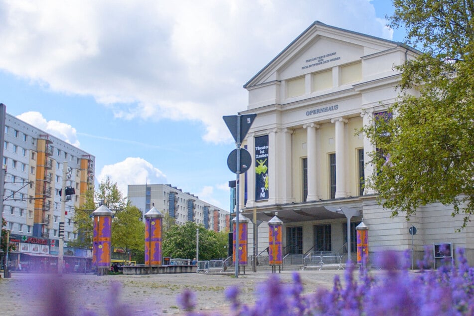 AfD nimmt Theater Magdeburg ins Visier: Droht das Aus?