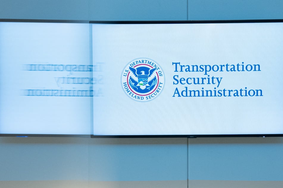 Airport workers miss pay as US government shutdown hits one month mark