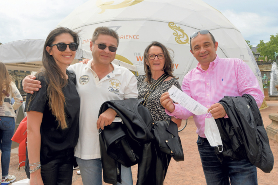 Diana (35), Dennise (53), Monika (60) und Erhard (60) aus Gelsenkirchen und Dresden.