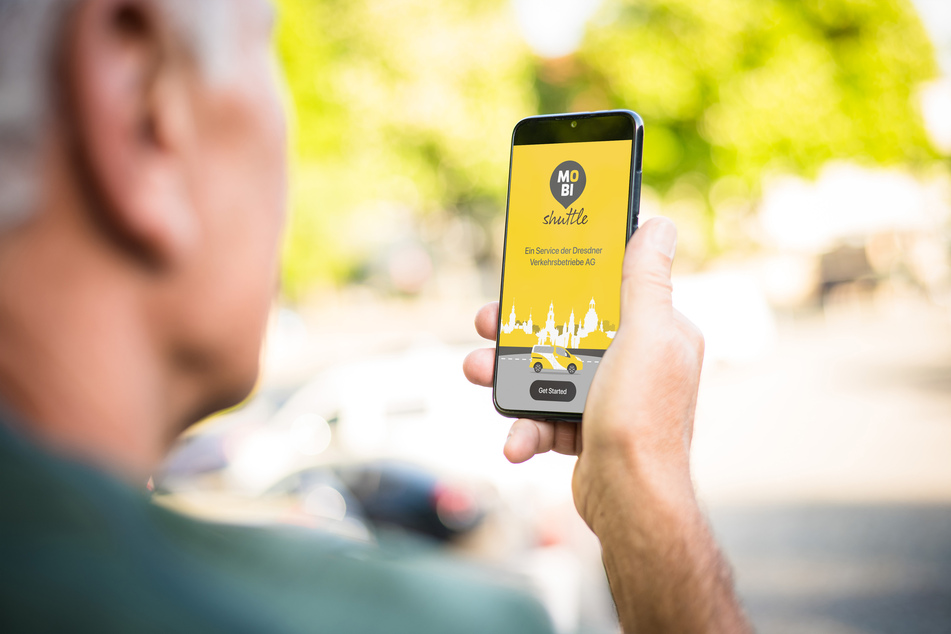 Einfach MOBIshuttle-App downloaden und los geht's.