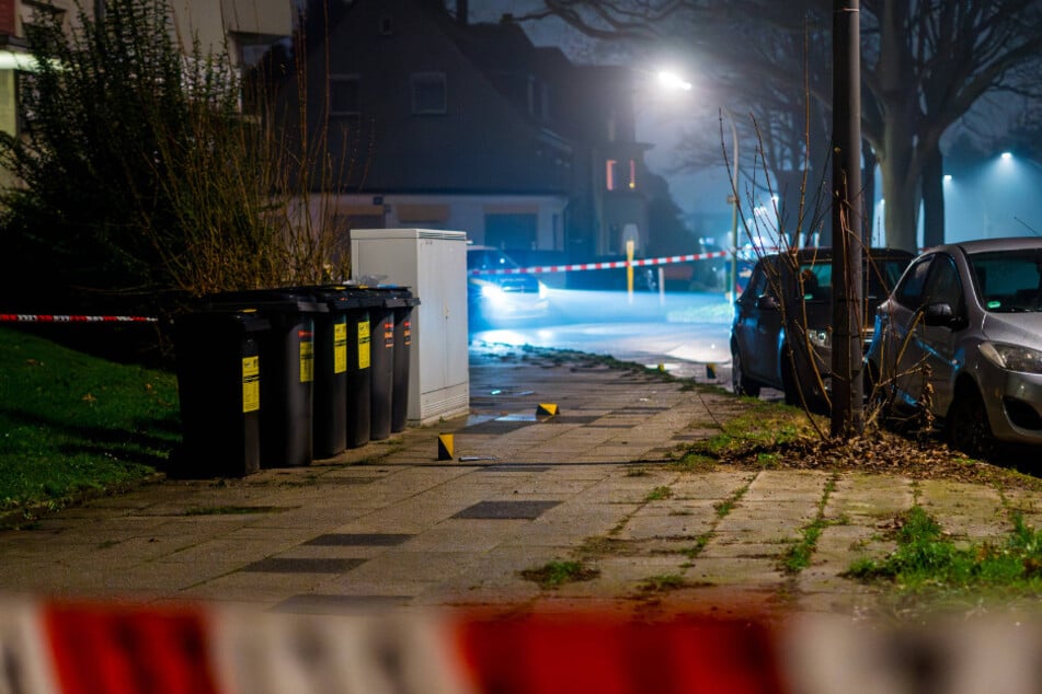 Die Polizei sperrte den Einsatzort weiträumig ab.