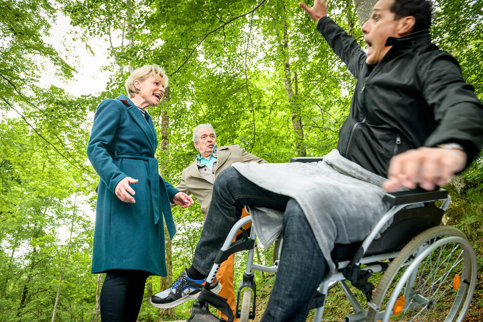 Sturm der Liebe-Koch André stellt Dirk auf ganz fiese Art auf die Probe.