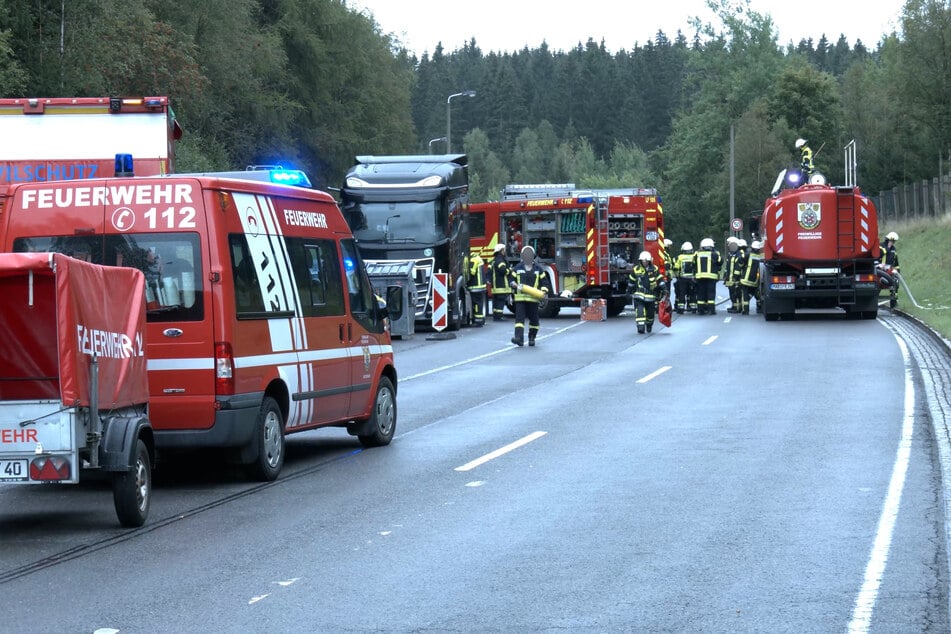 Durch den Feuerwehreinsatz war die Grenze nach Tschechien kurzzeitig gesperrt.