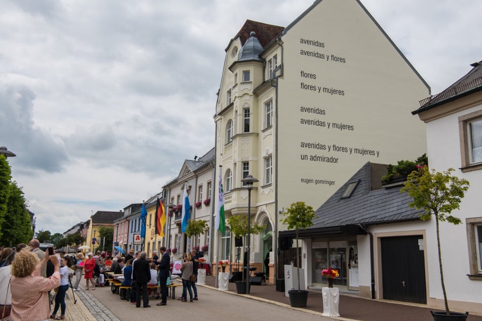 Für Berlin zu diskriminierend, für Rehau kein Problem: das Gedicht "avenidas". (Archivbild)