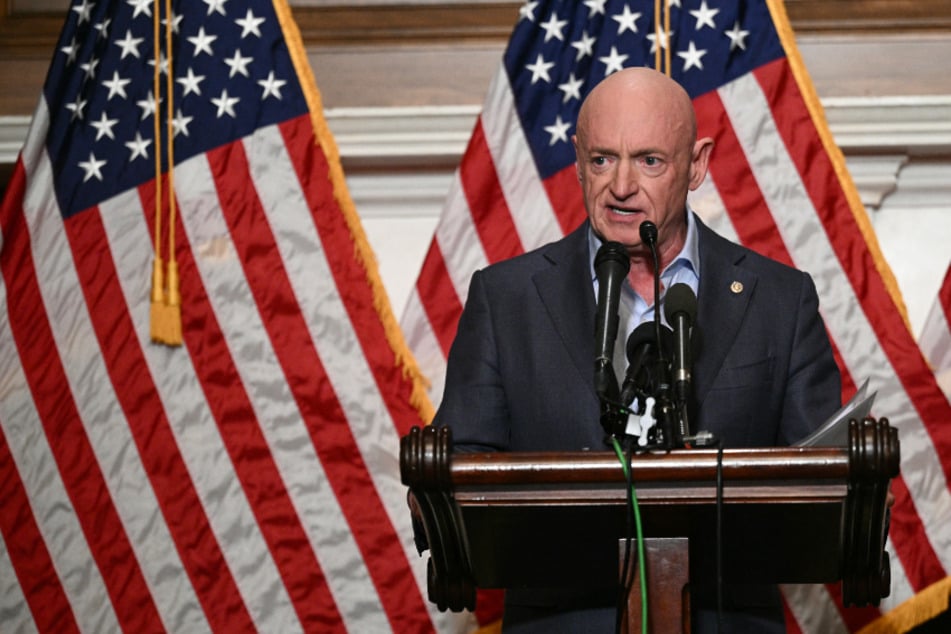 Mark Kelly floats possible 2028 presidential run amid onslaught of attacks from Trump
