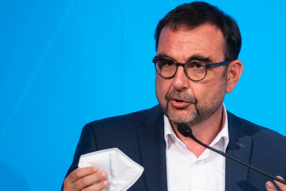 Bayerns Gesundheitsminister Klaus Holetschek (56, CSU) setzt auf die Krankenhaus-Ampel. Aber in Kombination mit weiteren Faktoren.