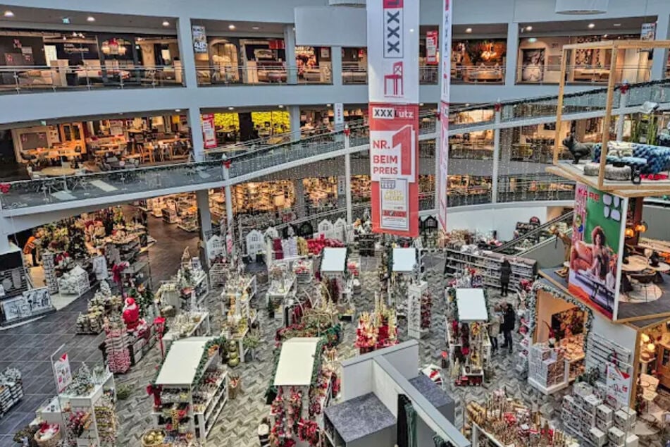 XXXLutz feiert am Sonntag (4.10.) Oktoberfest und senkt massiv die Preise