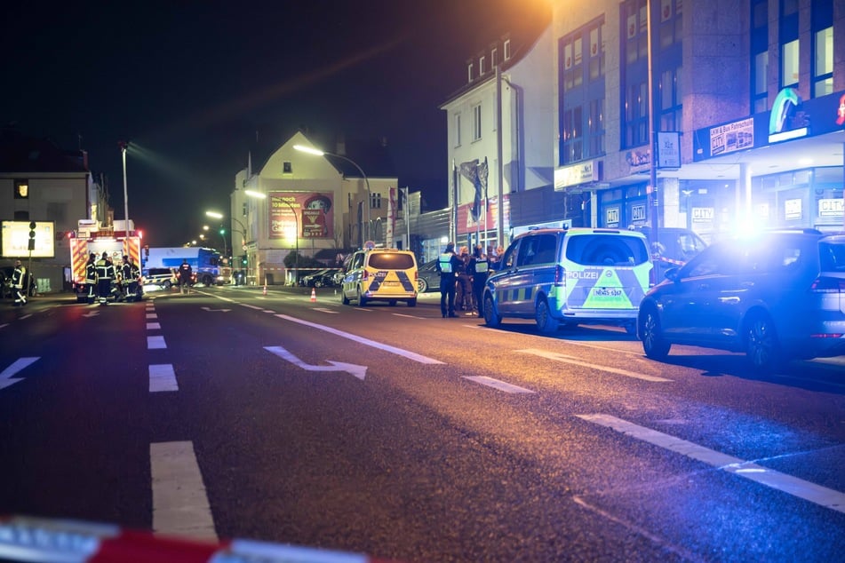 In Köln-Holweide wurde am Sonntagabend gegen 21.30 Uhr ein Mann angeschossen.