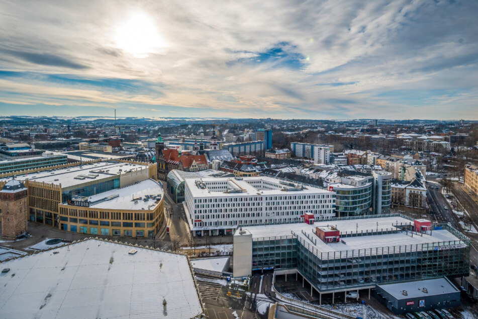 Verträumt eingeschneit - aber nicht allein in der Welt: Chemnitz hat ein Dutzend Partnerstädte, mit Arras und Mulhouse sogar gleich zwei in Frankreich.