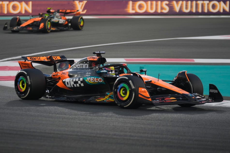 Lando Norris im McLaren holte in einem spannenden Saisonfinale seinen ersten WM-Titel.