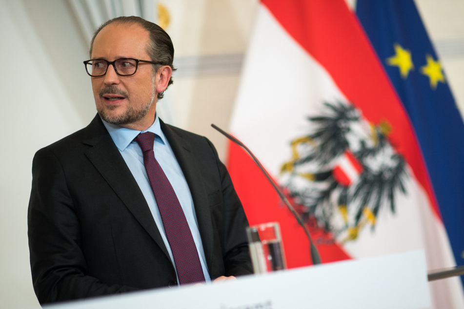Österreichs Kanzler Alexander Schallenberg (52) schloss einen Lockdown für Geimpfte und Genesene aus. Die Gruppe ungeimpfter Personen ist ihm aber noch zu groß.