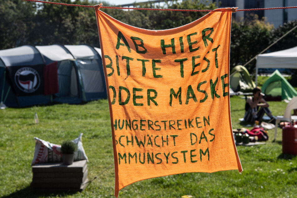 Im Regierungsviertel haben die Hungerstreikenden ihr Camp aufgeschlagen. Sie fordern unter anderem eine radikale Klimawende.