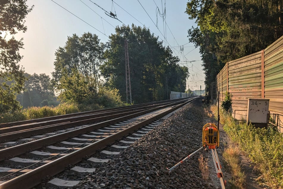 Reibungslosen Bahnverkehr und sichere Baustellen: Darum kümmern sich die Mitarbeitenden der Baustellensicherung.