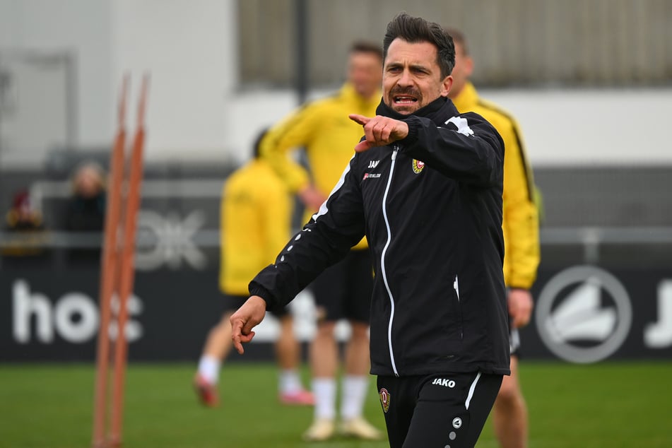 Gegen den 1. FC Kaiserslautern peilt Dynamo-Chefcoach Thomas Stamm (43) Zählbares an, will im Vergleich zu Düsseldorf jedoch ein anderes Auftreten seiner Mannschaft sehen.