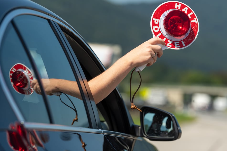 In der Nacht auf Montag haben Fahnder einen jungen Schweden (24) aus dem Verkehr gezogen. (Symbolfoto)