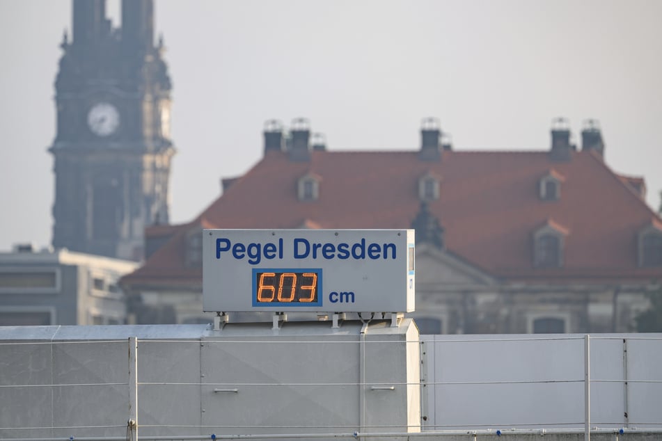 Vor rund einer Woche zeigte der Pegelmesser noch etwas mehr als 6 Meter Wasserstand an.