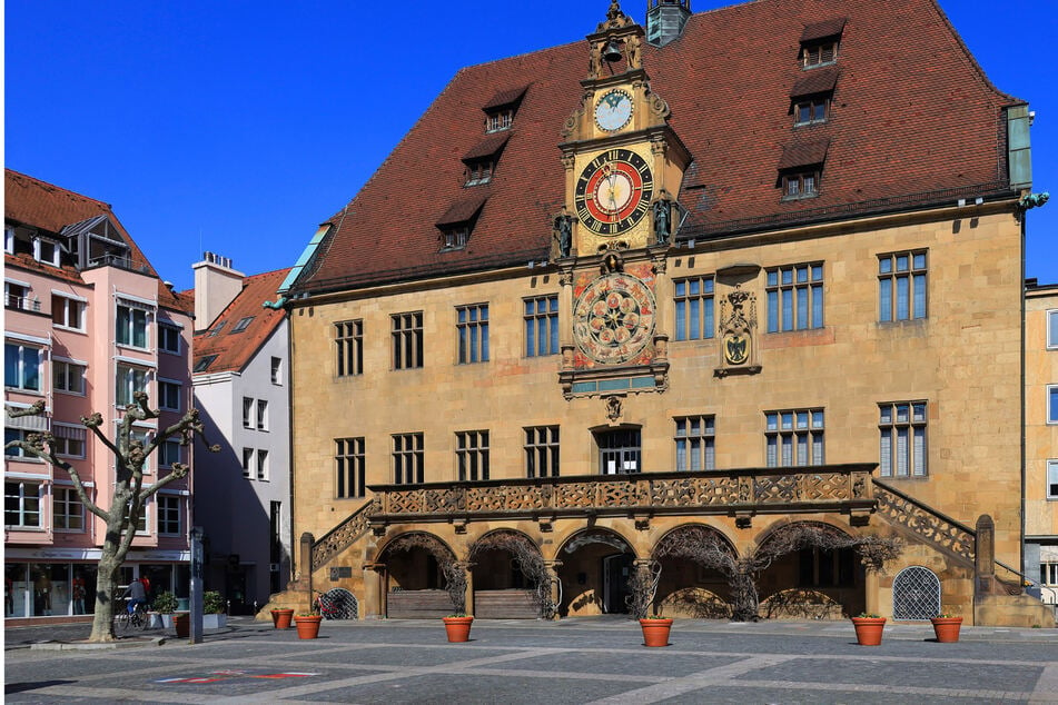 Israel-Flagge vor Heilbronner Rathaus abgerissen: Polizei ermittelt