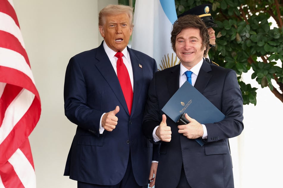 President Donald Trump (l.) promised more investment in Argentina, but only if his unpopular far-right ally Javier Milei remains in power.