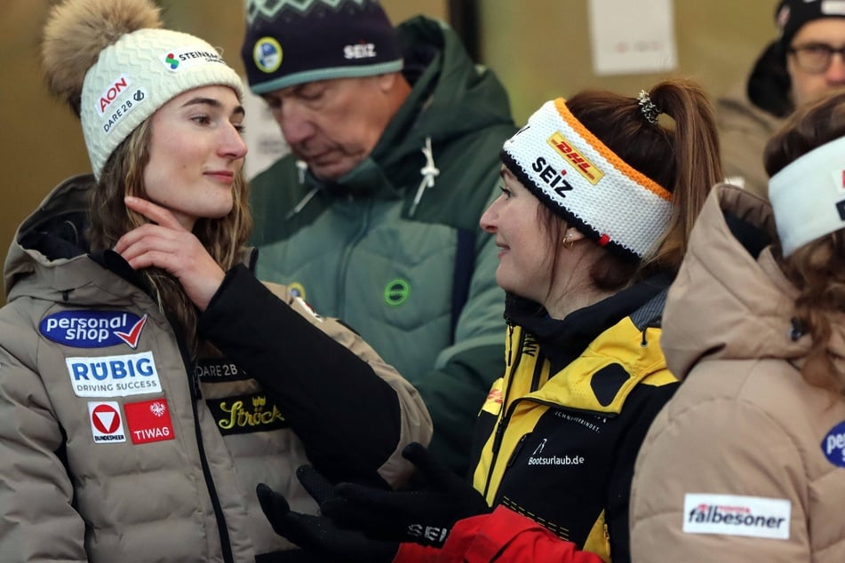Mit Madeleine Egle (27, l.) duellierte sich Julia Taubitz im vergangenen Winter bis zum letzten Rennen. Dieses Jahr fehlt die große Gegenspielerin.