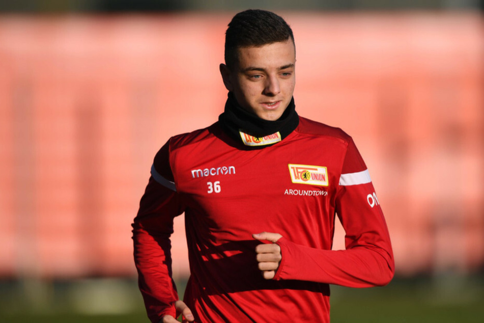 Nachwuchsspieler Fisnik Asllani wechselt offenbar zur TSG Hoffenheim.