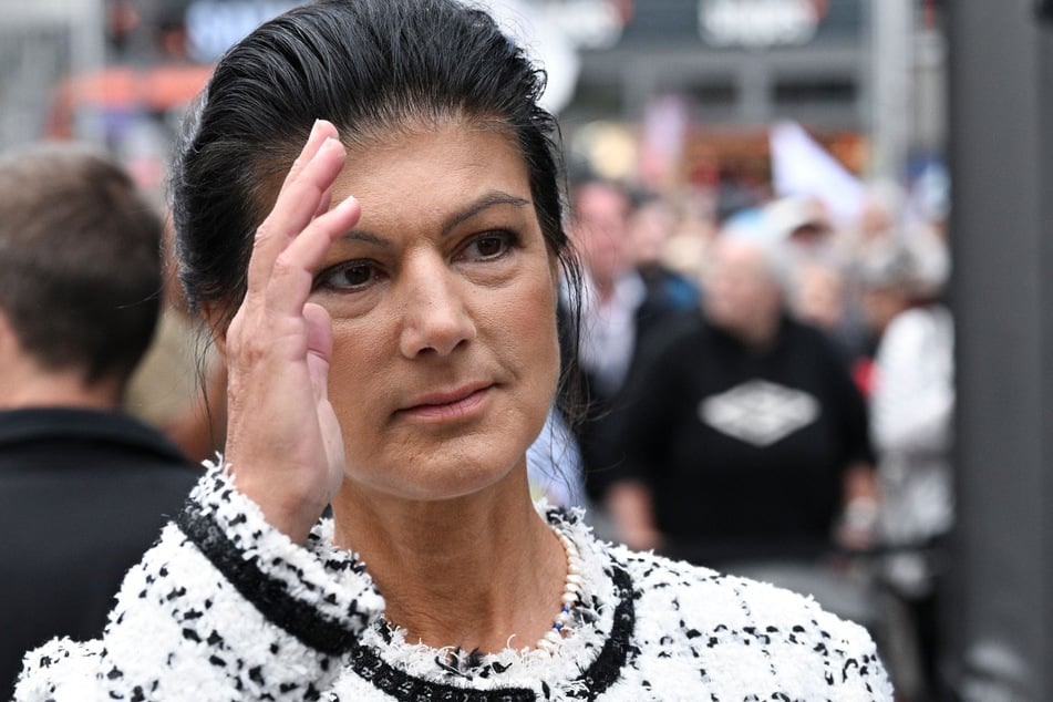Schickt Sahra Wagenknecht (57) nur Grüße an den BSW-Parteitag nach Dresden oder kommt sie selbst?