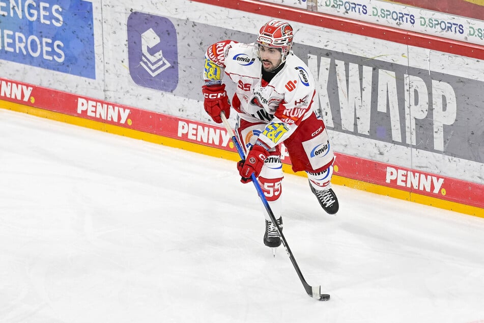 Gregory Kreutzer (25) spielte zuletzt für den Erzrivalen Crimmitschau und wird in der kommenden Saison in Dresden hinten die Null halten und vorn Tore auflegen.