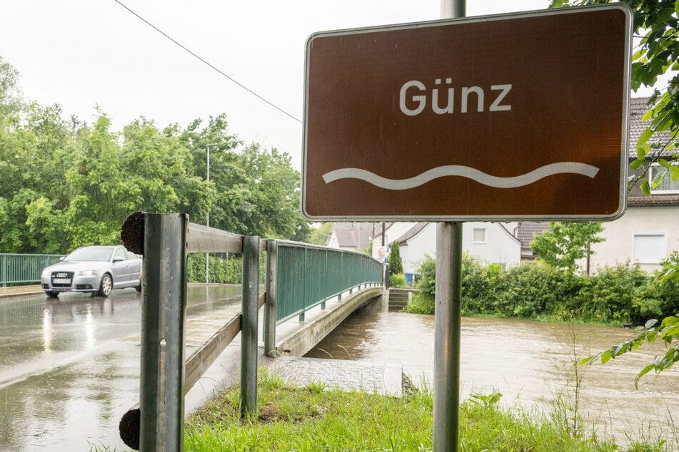 In Günzburg sollen Wasserretter des BRK zum Einsatz kommen.