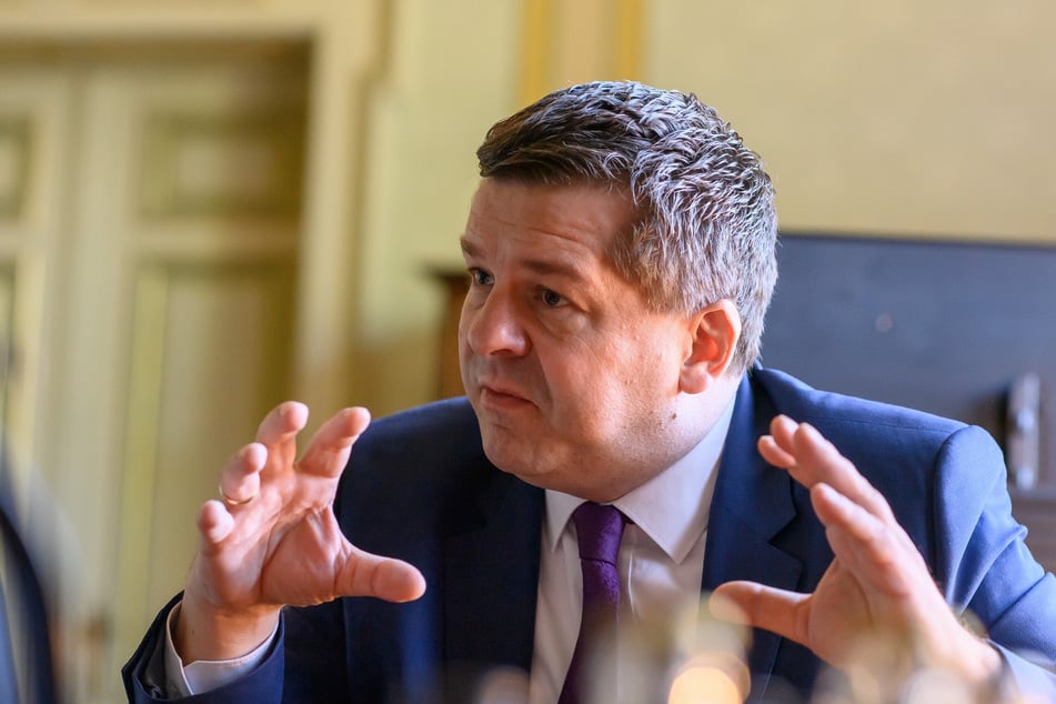 Sachsen-Anhalts Ministerpräsident Sven Schulze (46).