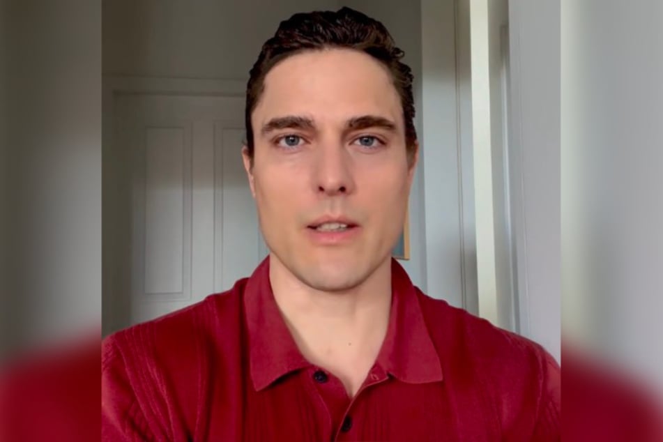 Ex-"Tagesschau"-Sprecher Constantin Schreiber (46) hat sich in einem Instagram-Post darüber geärgert, dass es zu wenig Interesse an der Situation im Iran gebe.