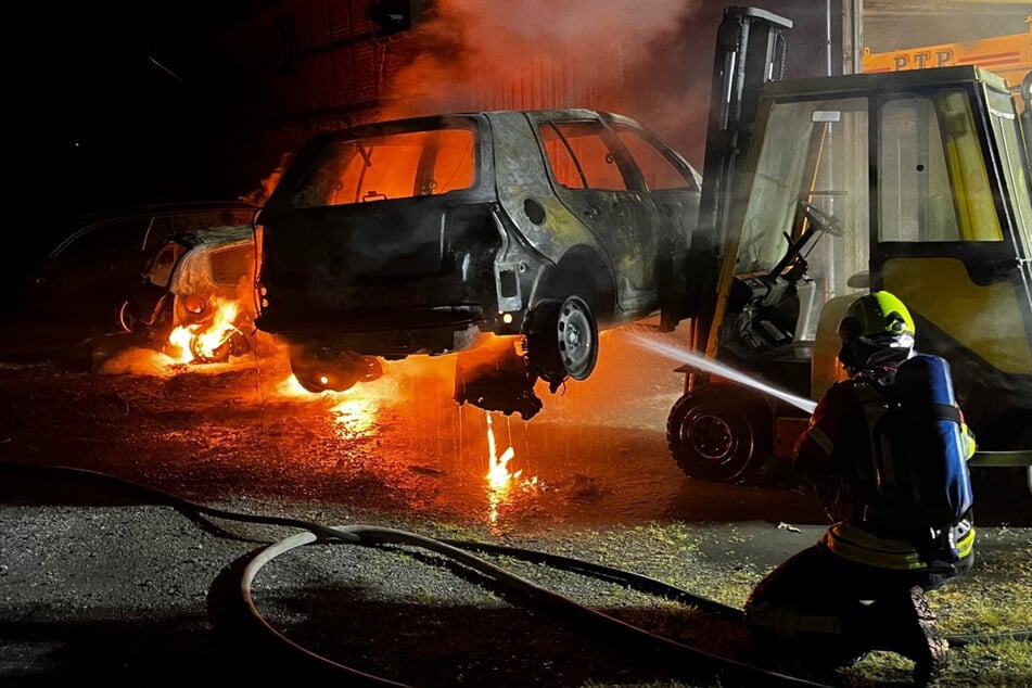 Flammen auf Firmengelände in Wernigerode: Polizei ermittelt wegen Brandstiftung