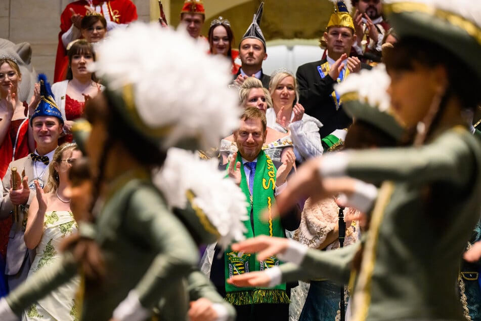 Zu den bisherigen Höhepunkten des Prinzenpaars zählte der Empfang bei Sachsens Ministerpräsident Michael Kretschmer (50, CDU).